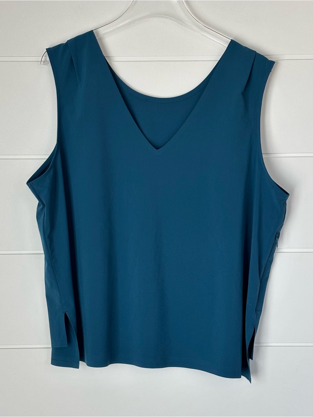 Title Nine Round Trip Pocket Tank Top Teal Blue Women's  Size XL